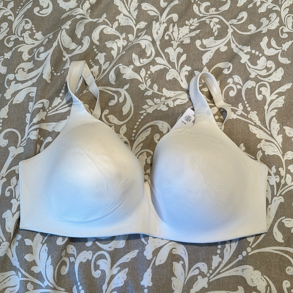 Athleta White Ritual T-shirt Bra Size 40DD NWT New Never Worn